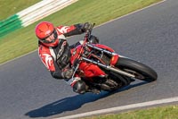 PJM-Wedding-Photography;enduro-digital-images;event-digital-images;eventdigitalimages;mallory-park;mallory-park-photographs;mallory-park-trackday;mallory-park-trackday-photographs;no-limits-trackdays;peter-wileman-photography;racing-digital-images;trackday-digital-images;trackday-photos